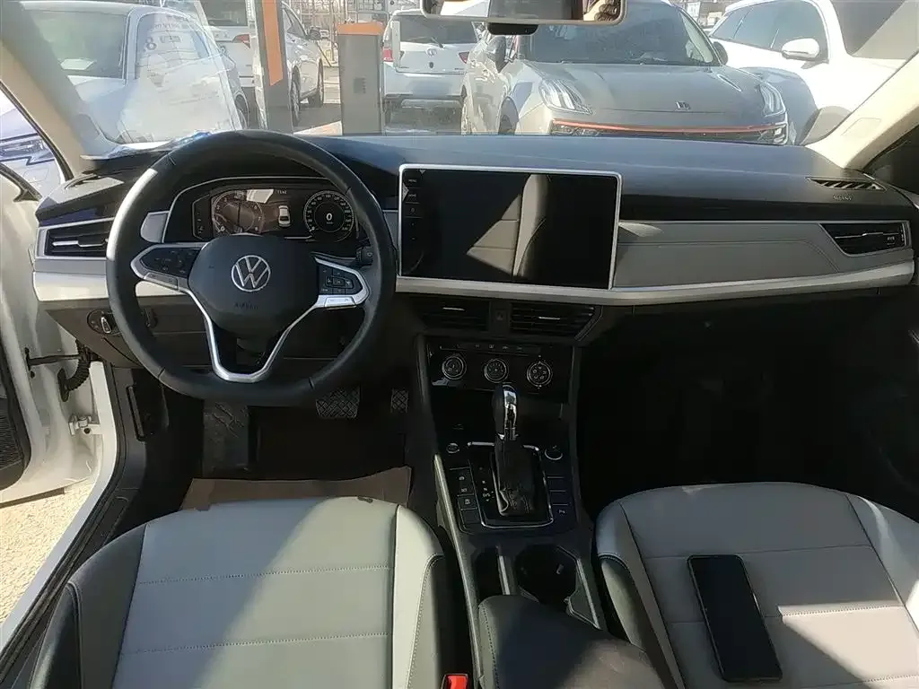 Volkswagen Bora 2025 из CN, фото 9