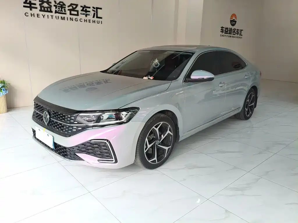 Volkswagen Passat 2024 из CN, фото 1