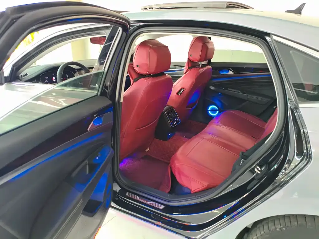 Volkswagen Passat 2024 из CN, фото 7