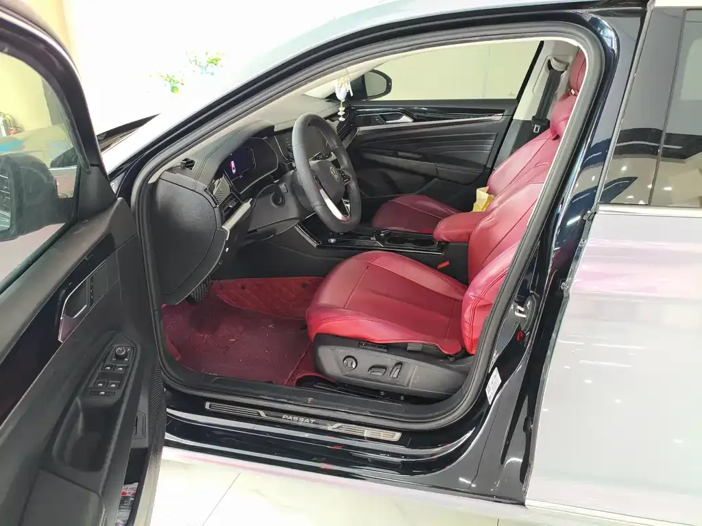 Volkswagen Passat 2024 из CN, фото 10