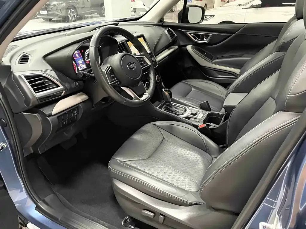 Subaru Forester 2022 из CN, фото 5