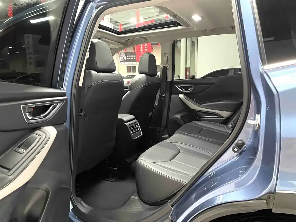 Subaru Forester 2022 из CN, фото 10