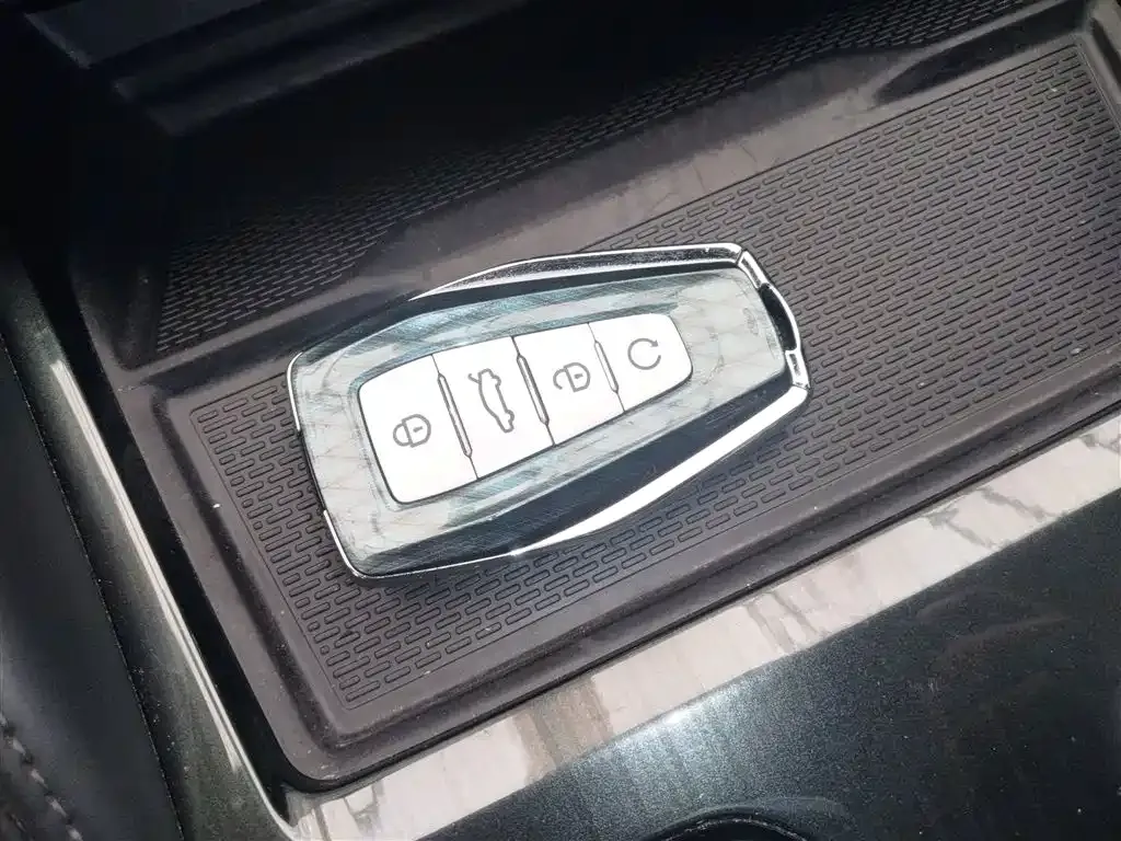 Geely Xingyue L 2022 из CN, фото 9