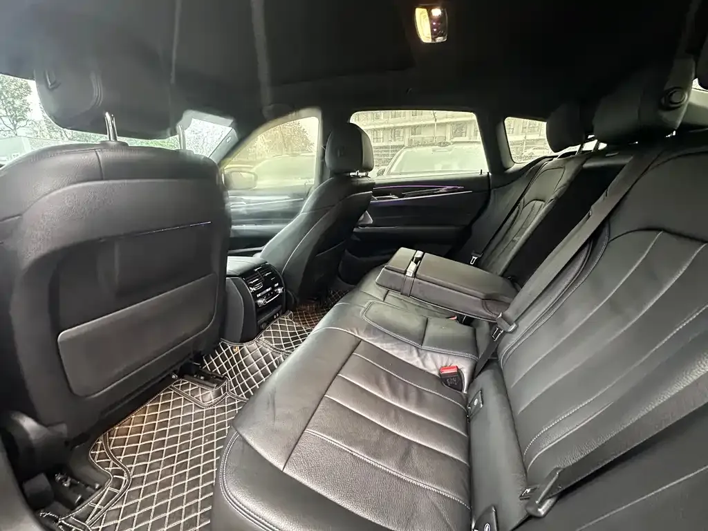 BMW 6 Series GT 2025 из CN, фото 3