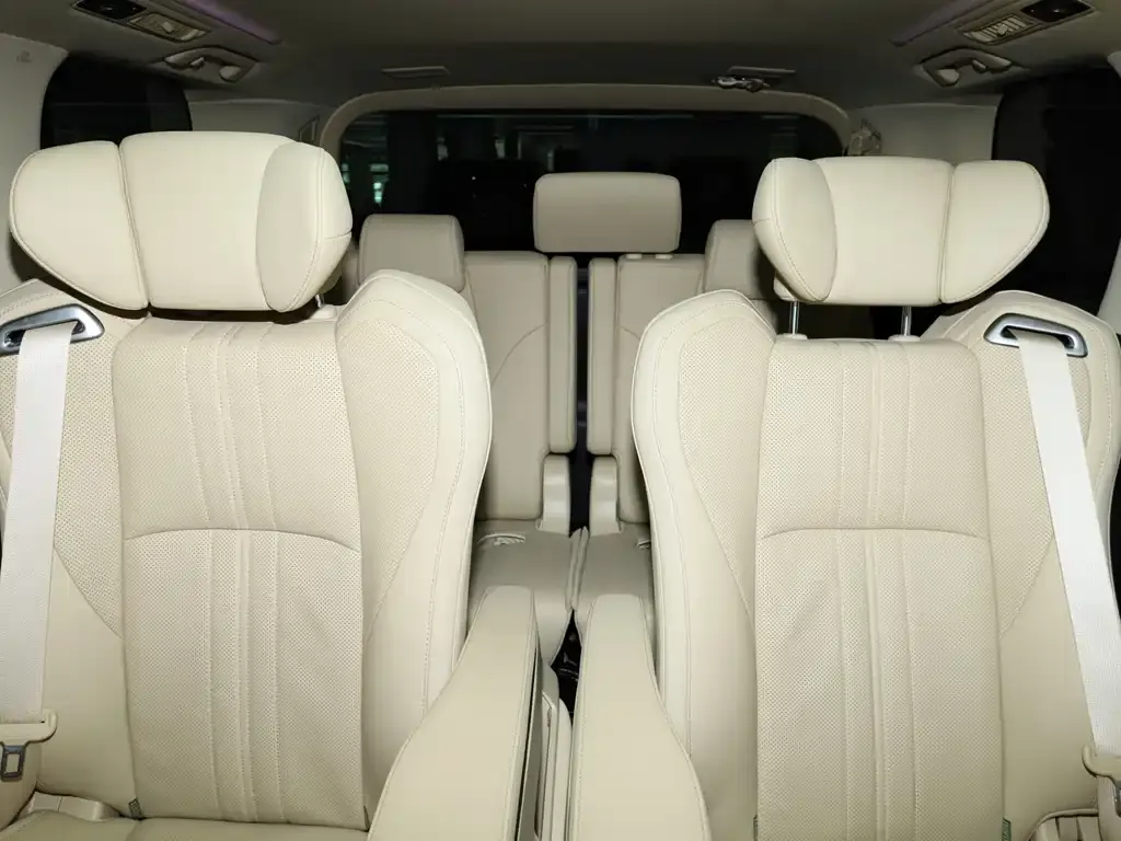 Toyota Vellfire 2023 из CN, фото 1