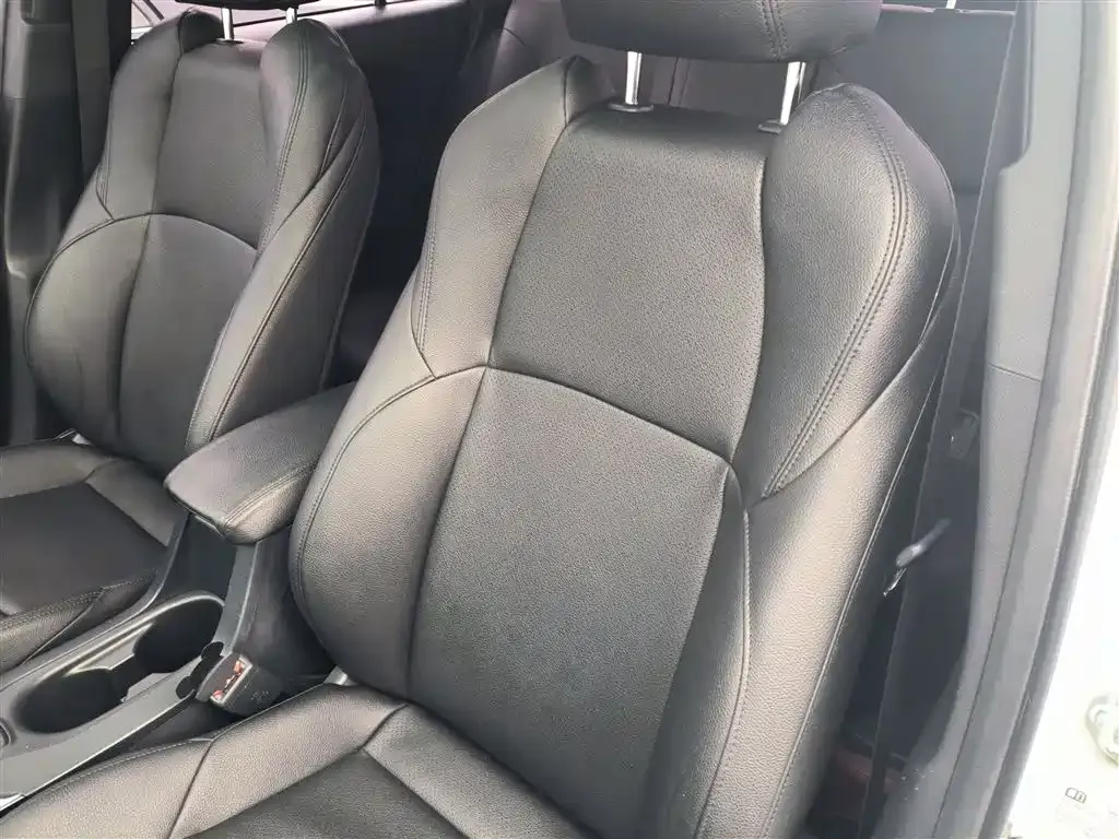 Toyota Frontlander 2023 из CN, фото 9