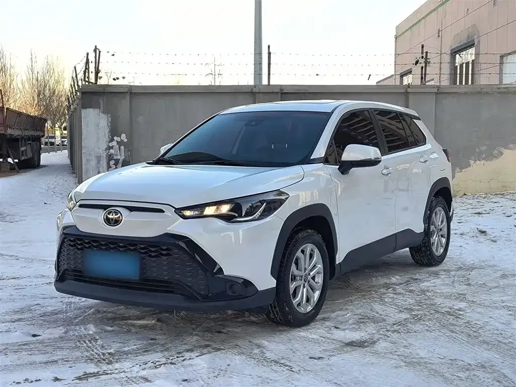 Toyota Frontlander 2023 из CN, фото 10