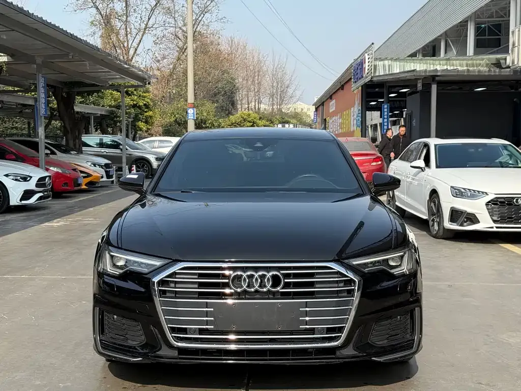 Audi A6L 2022 из CN, фото 2