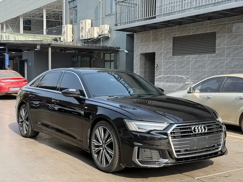 Audi A6L 2022 из CN, фото 3
