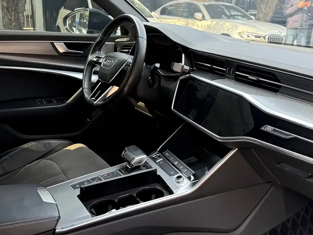 Audi A6L 2022 из CN, фото 8