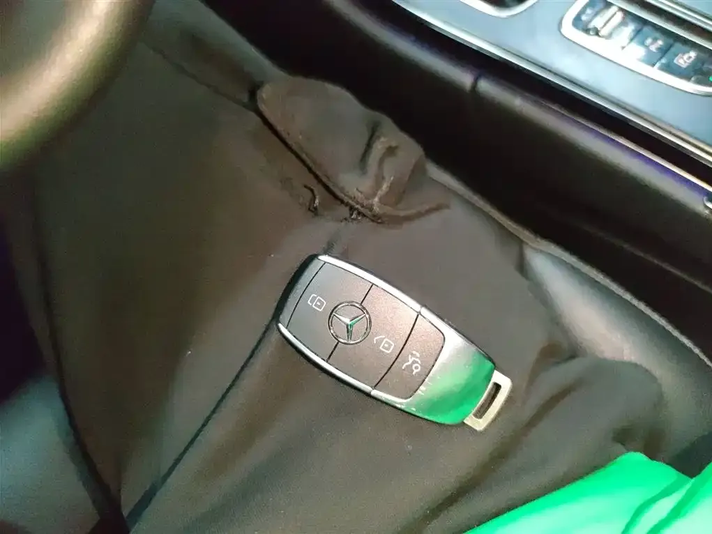 Mercedes-Benz C-Class 2021 из CN, фото 2