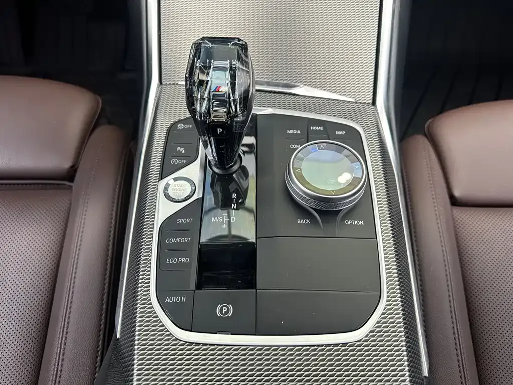 BMW 3 Series 2022 из CN, фото 9