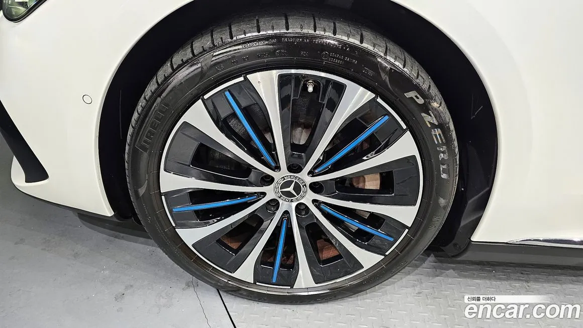 Mercedes-Benz EQE 2023 из KR, фото 4