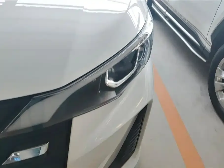 GAC Motor Trumpchi M6 — фото 2