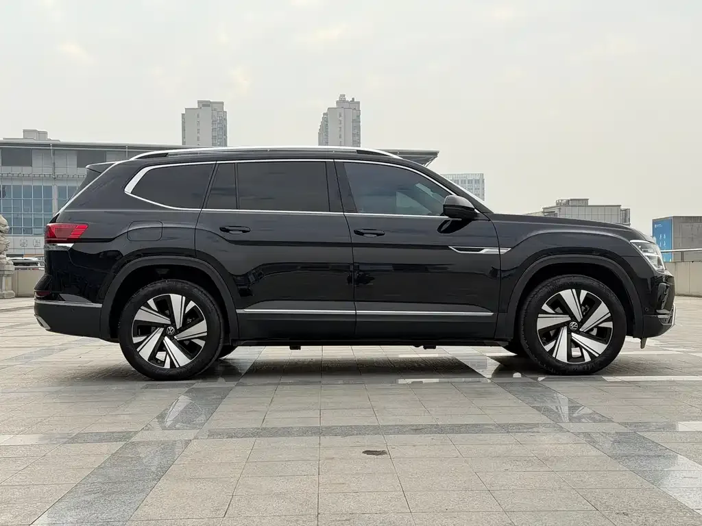Volkswagen Teramont 2023 из CN, фото 3