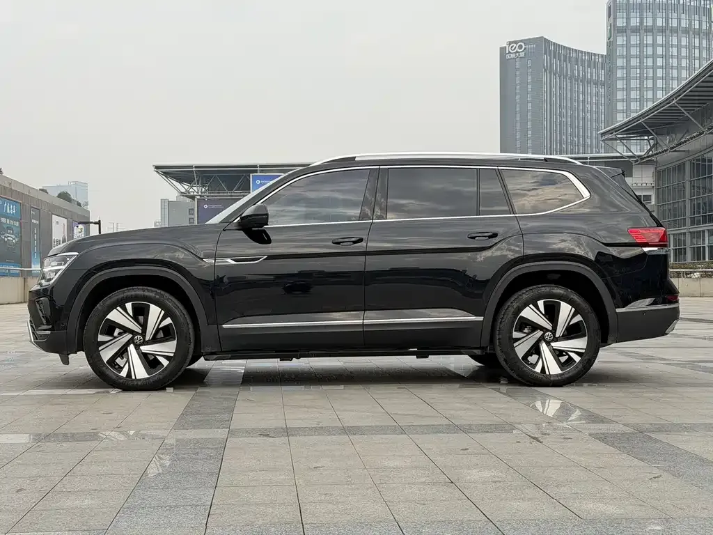 Volkswagen Teramont 2023 из CN, фото 4
