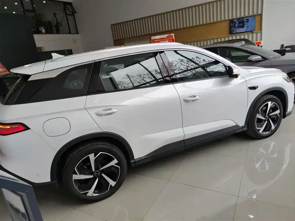 BYD Seal 05 DM-i 2025 из CN, фото 10