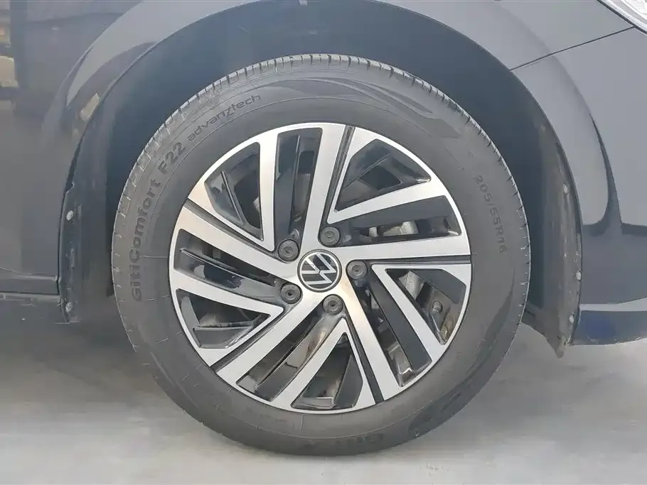 Volkswagen Lavida 2023 из CN, фото 4