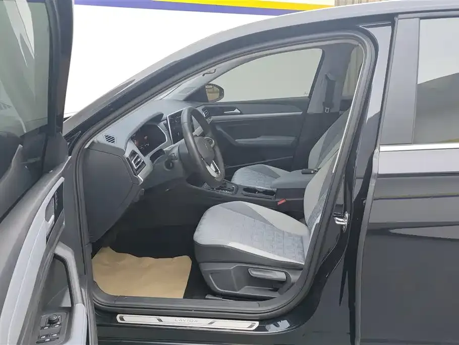 Volkswagen Lavida 2023 из CN, фото 3