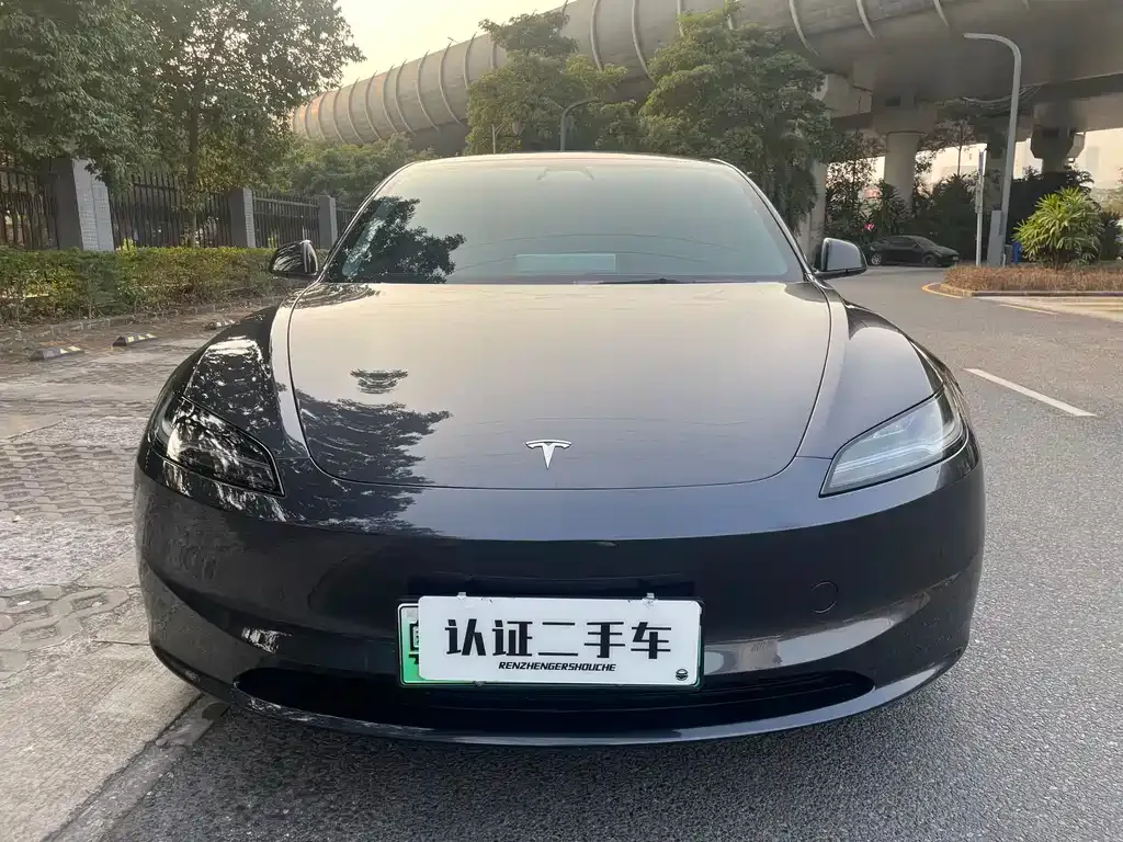 Tesla Model 3 2024 из CN, фото 2