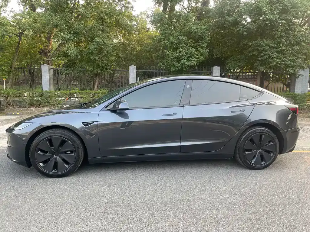 Tesla Model 3 2024 из CN, фото 8