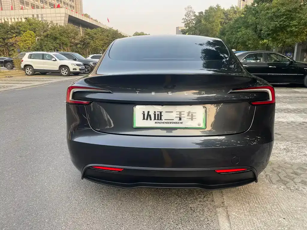 Tesla Model 3 2024 из CN, фото 6