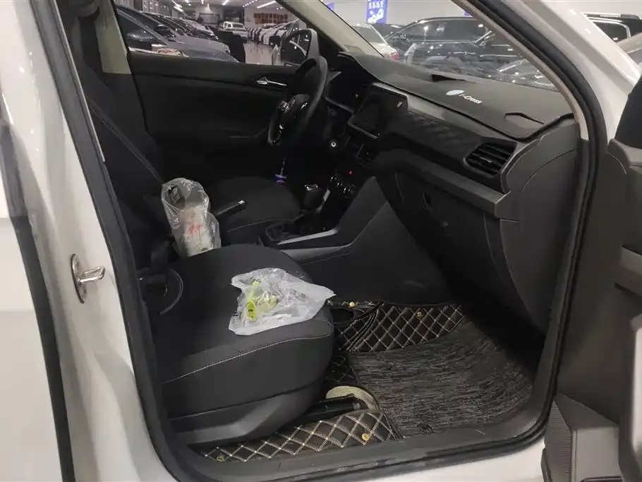 Volkswagen T-Cross 2025 из CN, фото 6