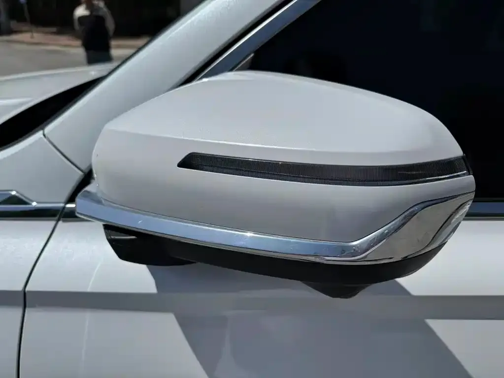 Geely Xingyue L 2022 из CN, фото 3