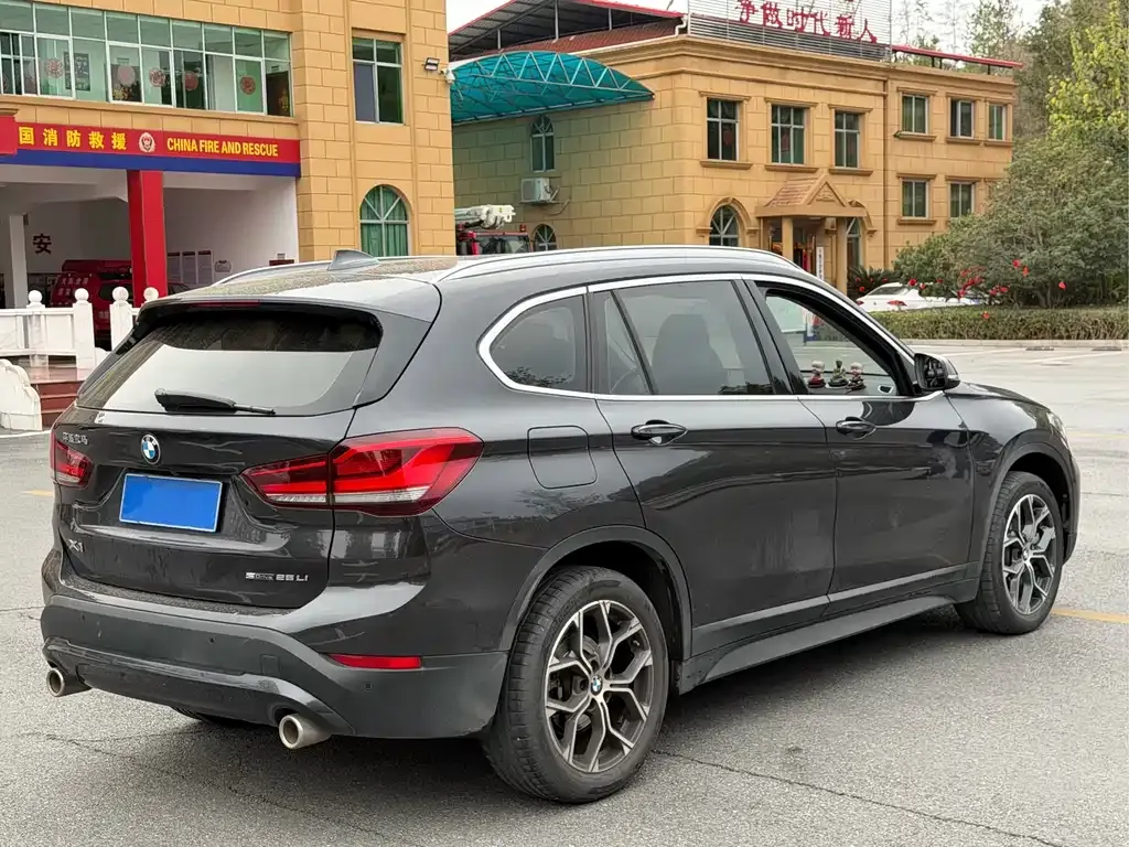 BMW X1 2022 из CN, фото 5