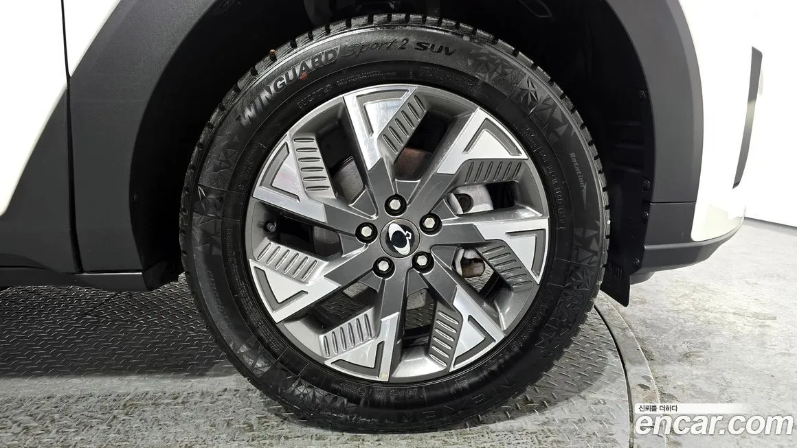 KG Mobility (Ssangyong) Torres — фото 6