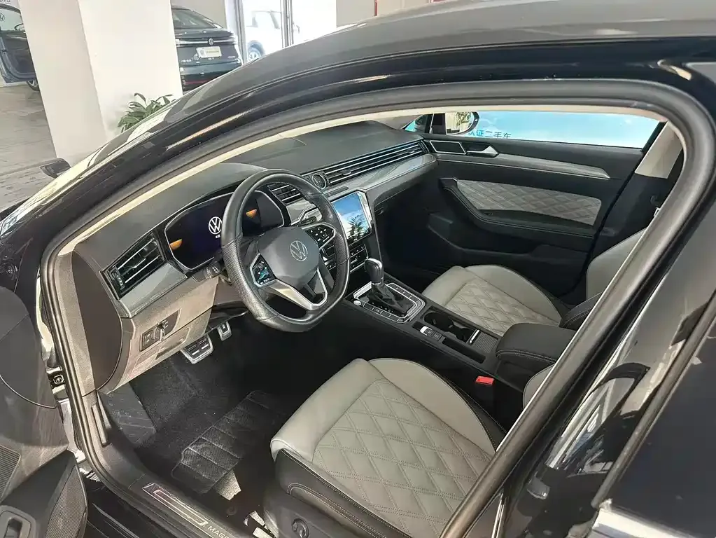 Volkswagen Magotan 2024 из CN, фото 7