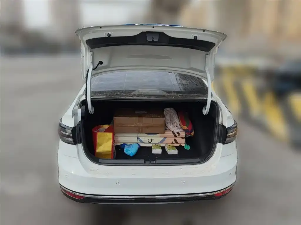 Volkswagen Lavida 2025 из CN, фото 8