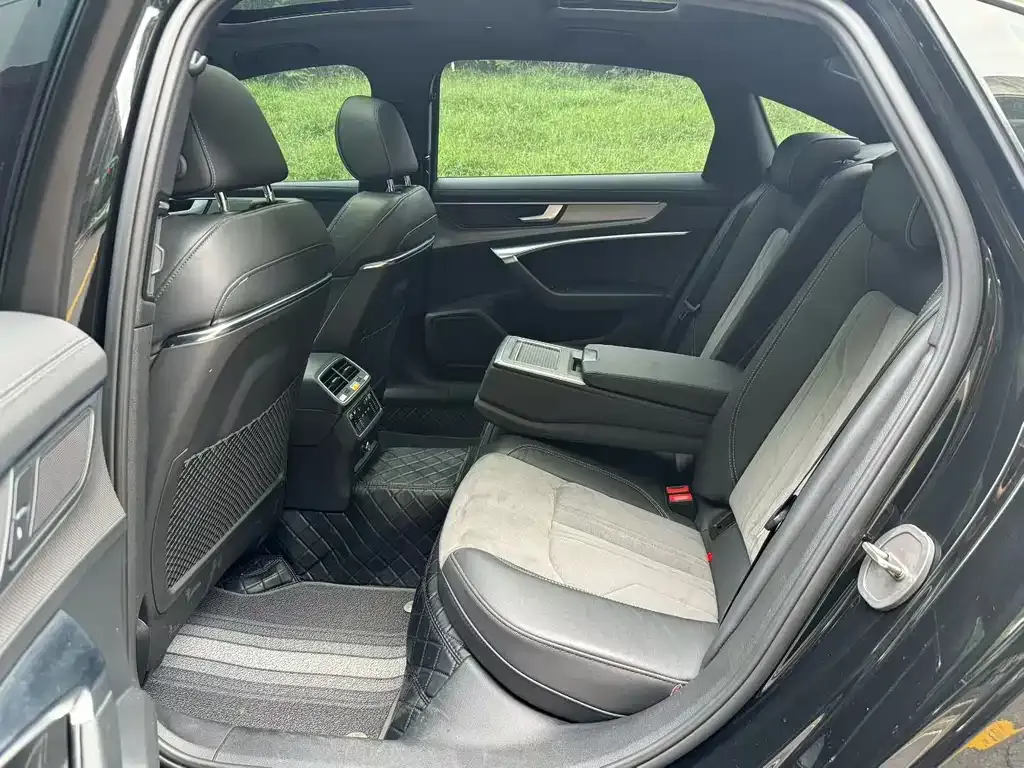 Audi A6L New Energy 2021 из CN, фото 4