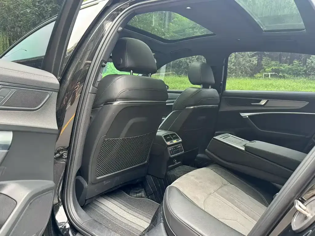 Audi A6L New Energy 2021 из CN, фото 5