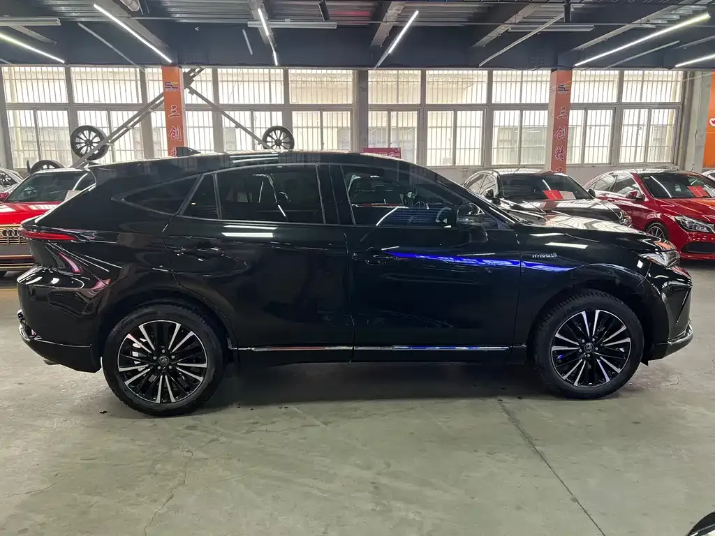 Toyota Venza 2023 из CN, фото 4