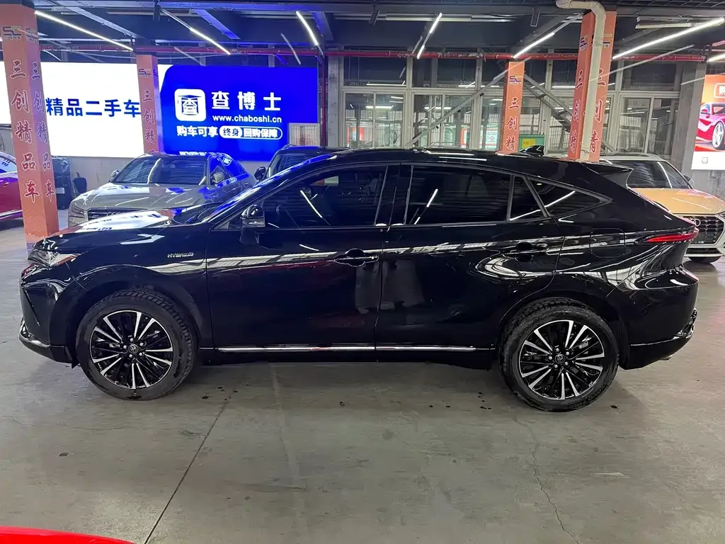 Toyota Venza 2023 из CN, фото 9