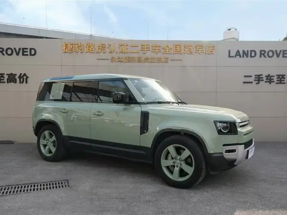 Land Rover Defender — фото 10