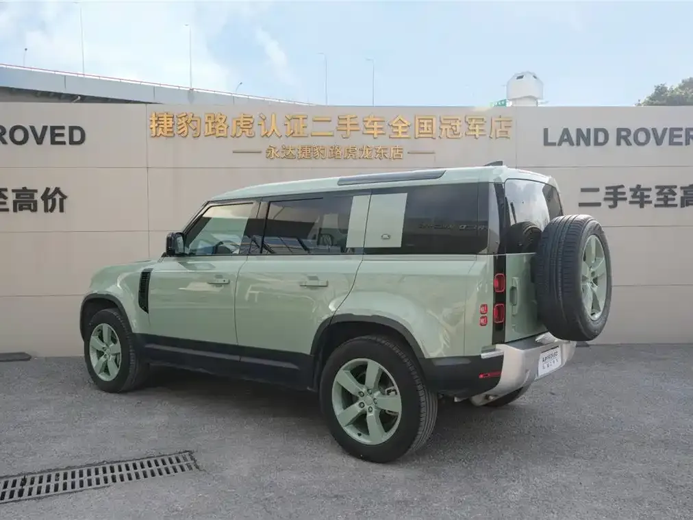 Land Rover Defender — фото 4