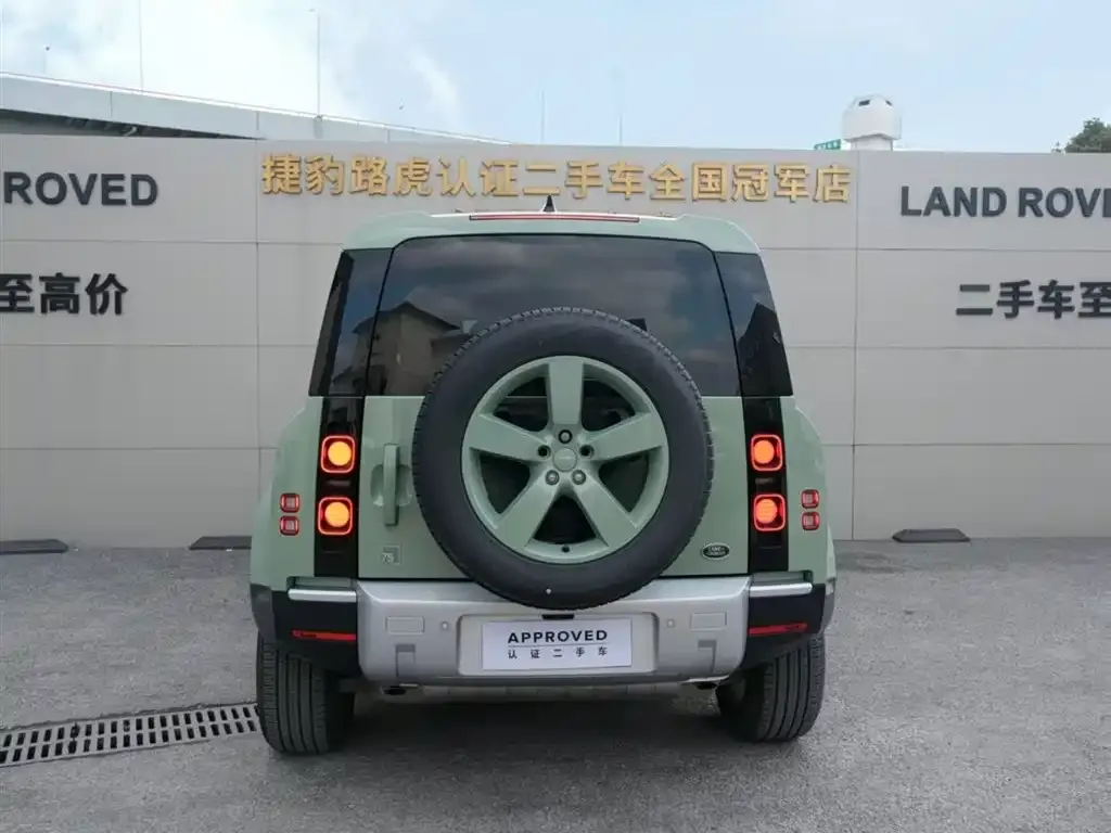 Land Rover Defender — фото 2