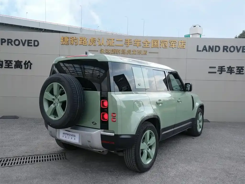 Land Rover Defender — фото 8