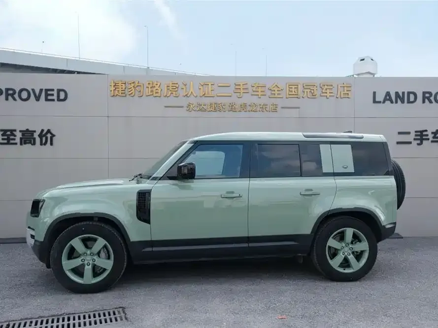 Land Rover Defender — фото 6