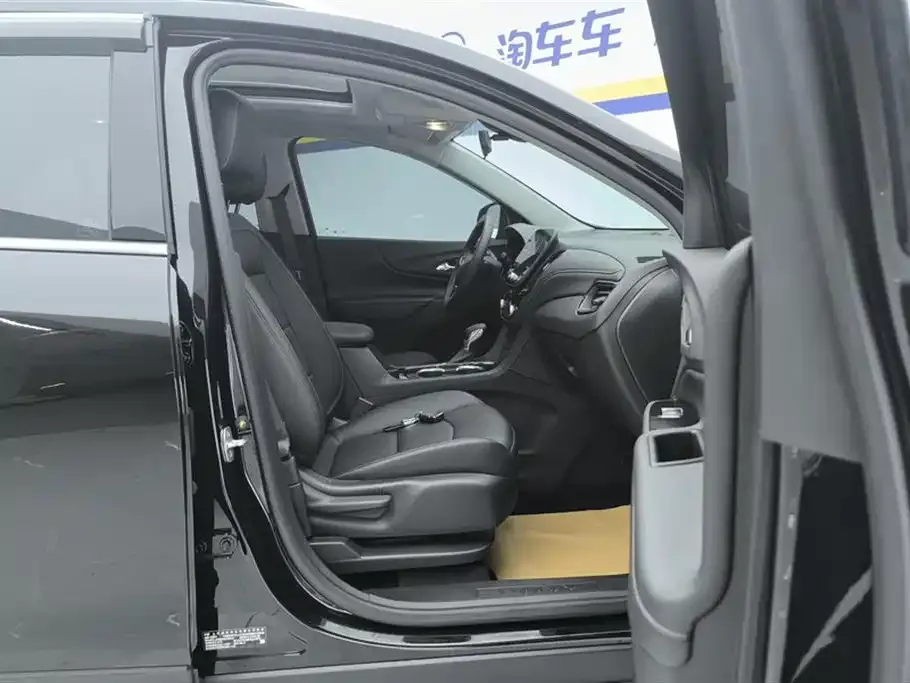 Chevrolet Equinox 2023 из CN, фото 6