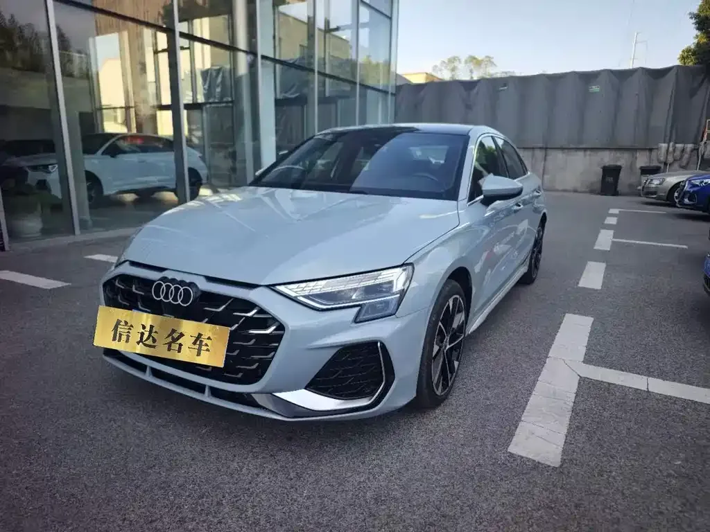 Audi A3 2024 из CN, фото 1