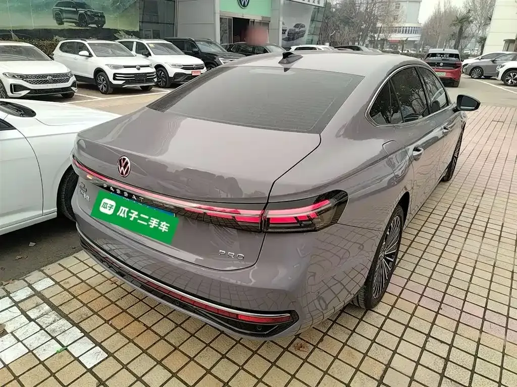 Volkswagen Passat — фото 7