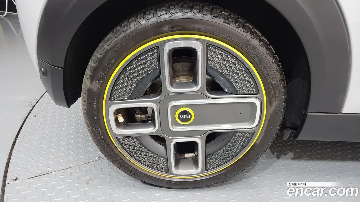 Mini Cooper 2023 из KR, фото 2