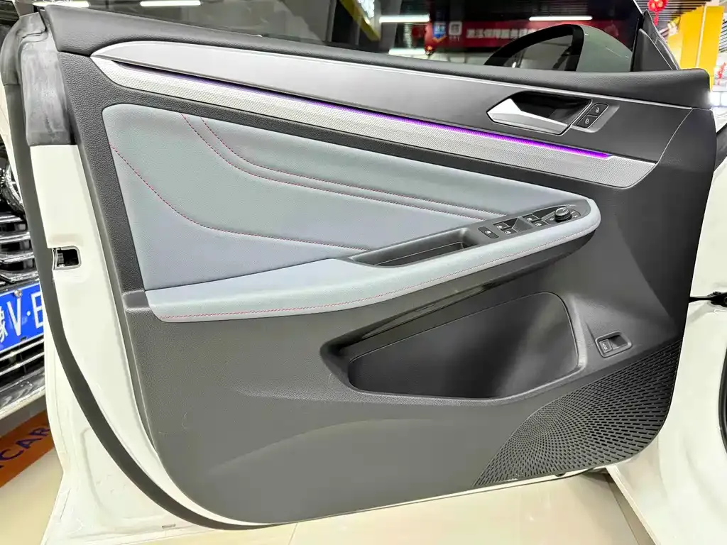 Volkswagen Lamando 2023 из CN, фото 3