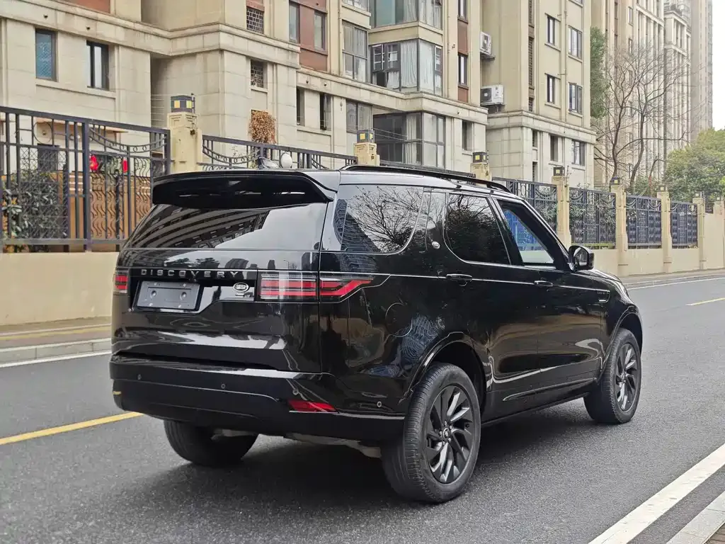 Land Rover Discovery 2023 из CN, фото 6
