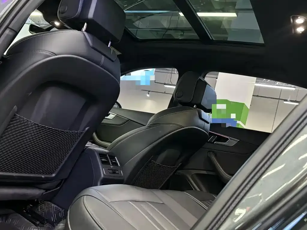 Audi A4L 2025 из CN, фото 4