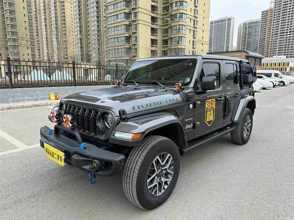 Jeep Wrangler PHEV — фото 1