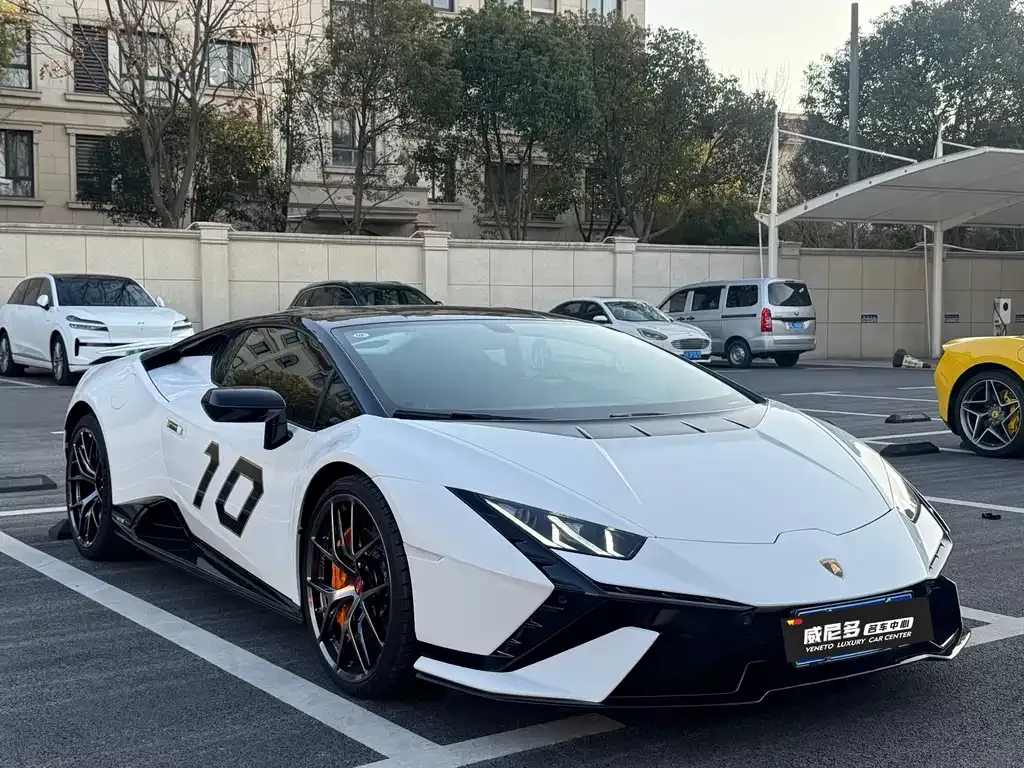 Lamborghini Huracan 2025 из CN, фото 1